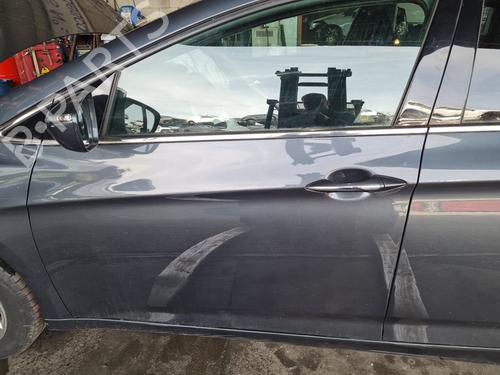 Used Left front door HYUNDAI i40 I (VF) [2012-2019]  21647400