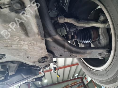 Used Right front suspension arm RENAULT LAGUNA III (BT0/1) 2.0 16V (BT05, BT0F, BT0W) (140 hp) 29022367