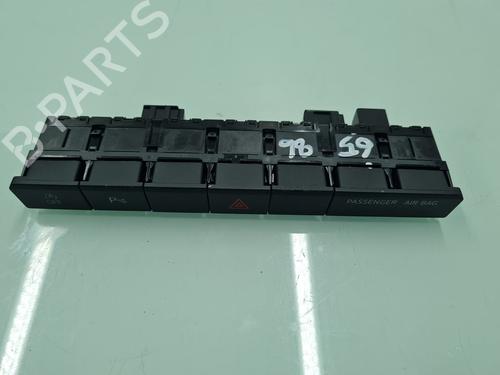 Used Warning switch Warning switch VW T-CROSS (C11, D31) 1.0 TSI (110 hp) 21765905 21765905