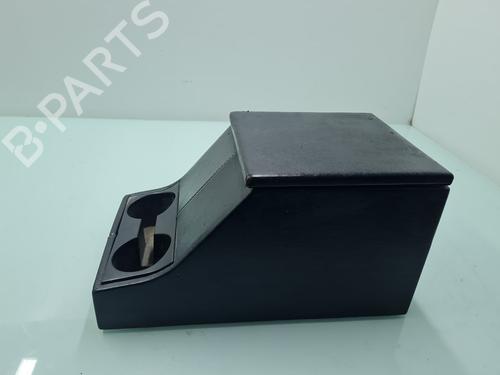 Used Armrest / Center console LAND ROVER DEFENDER Station Wagon (L316) 2.5 Td5 4x4 (L316) (122 hp) 22428916