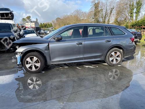 Used Parts SKODA OCTAVIA IV Combi (NX5, PV5) 4268704