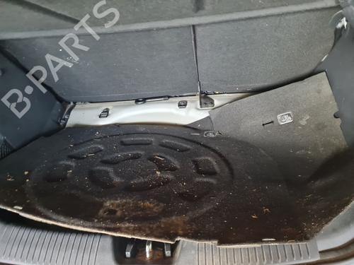 Bagagerumsgulv Bagagerumsgulv KIA RIO III (UB) 1.1 CRDi (75 hp) 33620676 33620676