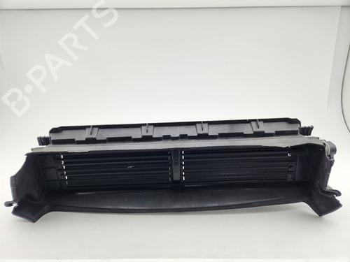 grille-volvo-xc60-ii-246-2017-32033722 main image