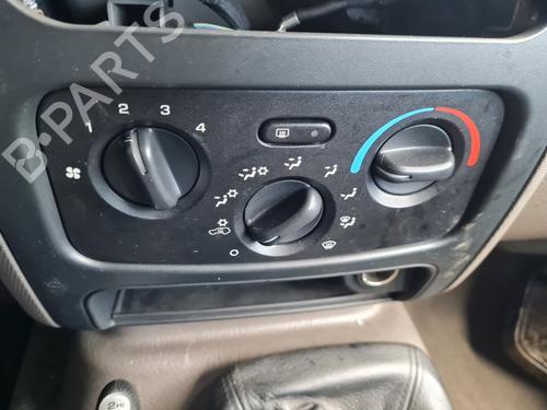 Used Climate control Climate control JEEP CHEROKEE (KJ) 2.5 CRD 4x4 (143 hp) 21657458 21657458