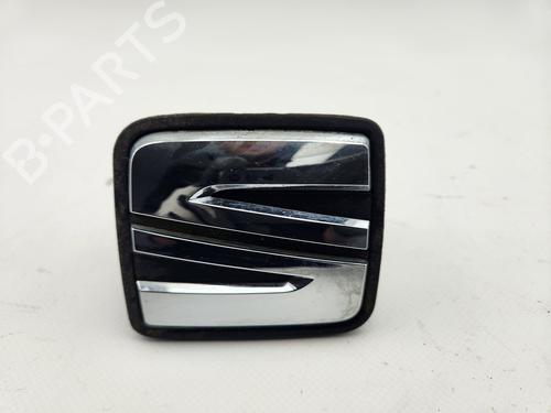 Used Tailgate handle SEAT LEON (5F1) 2.0 TDI (150 hp) 28360385