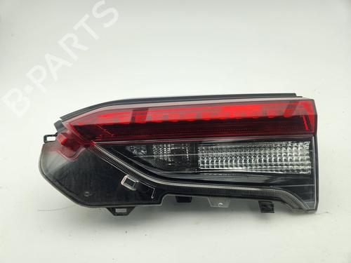 Used Right tailgate light TOYOTA RAV 4 V (_A5_, _H5_) 2.5 Hybrid AWD (AXAP54, AXAP54L) (306 hp) 32866692