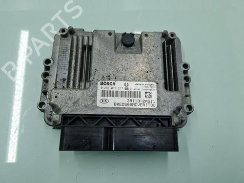 Used Engine control unit (ECU) Engine control unit (ECU) KIA CEE'D Hatchback (ED) [2006-2012] 22332486 22332486