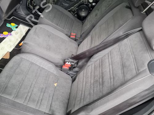 Siège arrière VW TOURAN (5T1) [2015-2026]  31809564