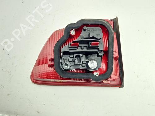 Left tailgate light VW TOURAN (1T3) 2.0 TDI | BP38958182C79 - Image 4