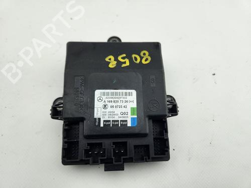 Used Electronic module Electronic module MERCEDES-BENZ A-CLASS (W169) A 180 CDI (169.007, 169.307) (109 hp) 31928630 31928630