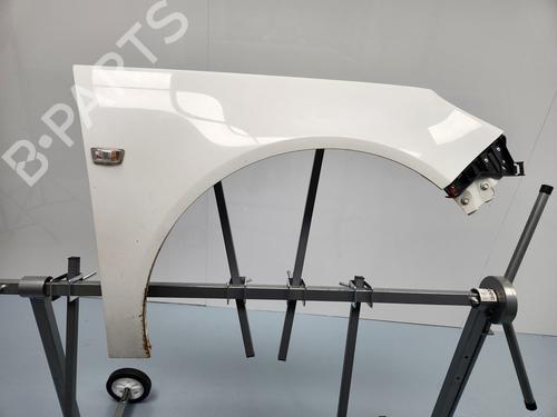 Used Right front fenders OPEL INSIGNIA A (G09) [2008-2017]  28301665