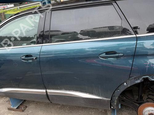 Used Left rear door PEUGEOT 5008 II (MC_, MJ_, MR_, M4_) [2016-2025]  29722571