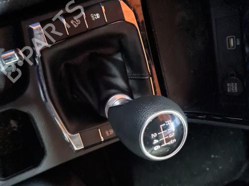 Shift knob SSANGYONG KORANDO (C300) 1.5 4WD | BP33215697I34 - Image 2