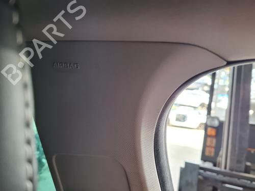left-curtain-airbag-renault-megane-iv-hatchback-b9amn_-2015-21655938 main image
