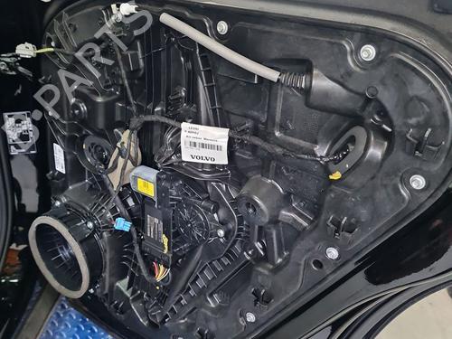 Rear right window mechanism VOLVO XC40 (536) T3 | BP38045842C25 - Image 2