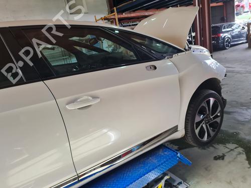 BP32737151C3 main image