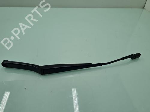 Used Front windshield wiper arm Front windshield wiper arm SEAT ATECA (KH7, KHP) 1.0 TSI (110 hp) 21765937 21765937