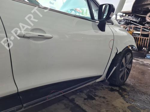 Used Right front door RENAULT CLIO IV (BH_) [2012-2021]  23157037