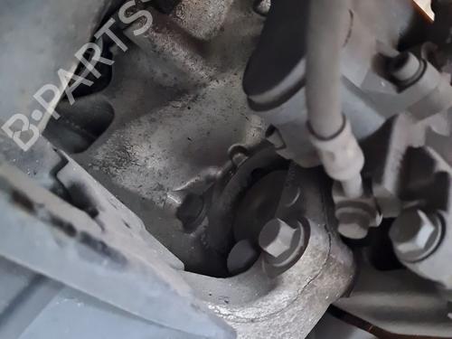 Used Right rear steering knuckle Right rear steering knuckle VOLVO XC40 (536) T3 (163 hp) 38045854 38045854
