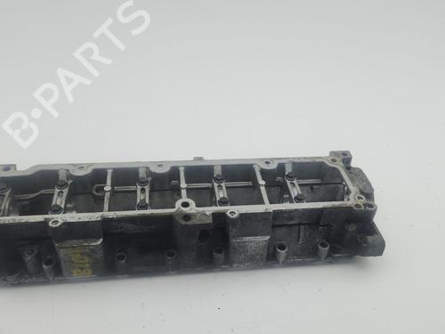 Used Valve cover Valve cover PEUGEOT 308 SW II (LC_, LJ_, LR_, LX_, L4_) [2014-2021] 36296795 36296795