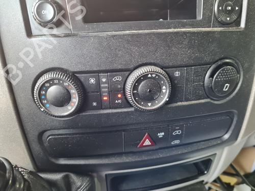 Used Climate control Climate control MERCEDES-BENZ SPRINTER 3,5-t Van (B906) [2006-2020] 29982855 29982855