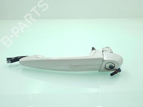 Used Front left exterior door handle BMW 1 (F20) 116 d (116 hp) 21637572
