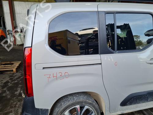 right-rear-fenders-citroen-berlingo-er_-ec_-2018-23534002 main image