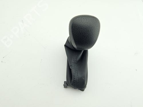 Used Shift knob Shift knob TOYOTA YARIS (_P21_, _PA1_, _PH1_) 1.5 (MXPA11) (125 hp) 40173419 40173419