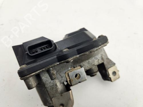 Throttle body RENAULT CAPTUR I (J5_, H5_) | BP32268750M82