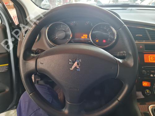 Used Steering wheel Steering wheel PEUGEOT 5008 (0U_, 0E_) [2009-2017] 33852621 33852621