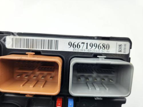 Fuse box CITROËN C3 II (SC_) | BP31965860E1