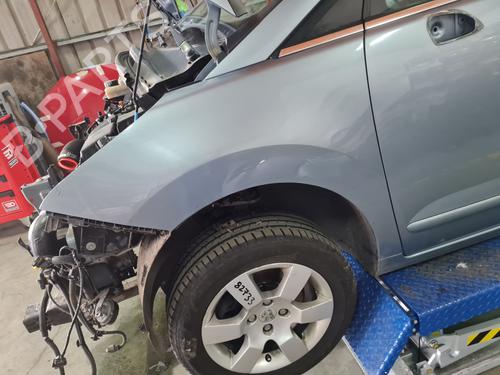 Forskærm venstre Forskærm venstre PEUGEOT 5008 (0U_, 0E_) [2009-2017] 33852628 33852628