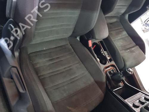 Used Right front seat Right front seat VW TOURAN (5T1) [2015-2026] 34734581 34734581