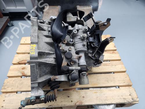 Used Gearbox TOYOTA YARIS (_P9_) 1.4 D-4D (NLP90_, NLP90R) (90 hp) 30964300