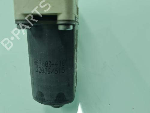 Left front window motor LAND ROVER DISCOVERY III (L319) 2.7 TD 4x4 | BP21650986E21