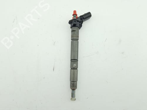 Used Injector Injector VW TOUAREG (CR7, RC8) 3.0 TDI 4motion (286 hp) 39911667 39911667