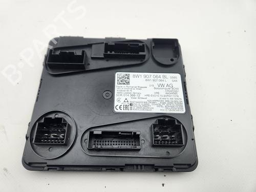Used Electronic module AUDI A4 B9 Avant (8W5, 8WD) 30 TDI (122 hp) 31638526