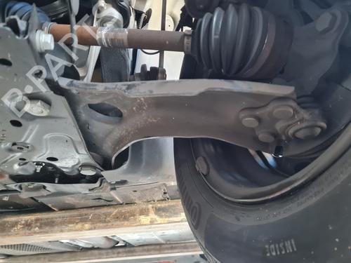 Used Left front suspension arm RENAULT CLIO V (B7_) [2019-2025]  21767712
