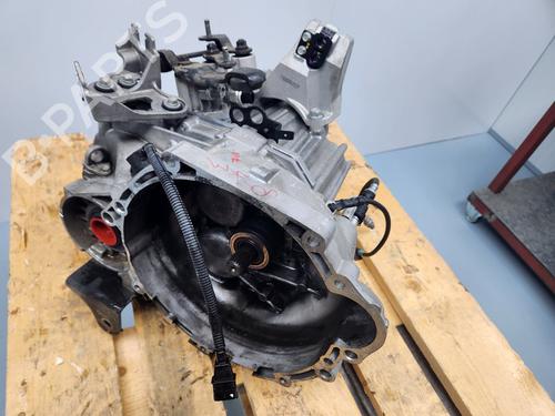 Used Gearbox HYUNDAI i40 I (VF) 1.7 CRDI (141 hp) 28470938