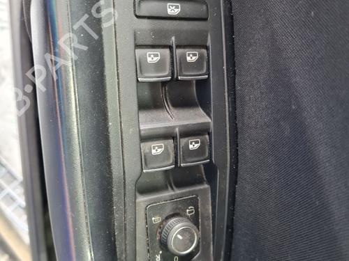 Used Left front window switch Left front window switch VW T-ROC (A11, D11) 2.0 TDI (150 hp) 26697338 26697338