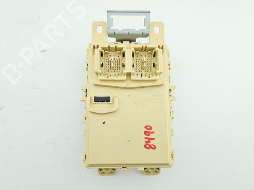 Used Fuse box Fuse box KIA RIO IV (YB, SC, FB) 1.0 T-GDI 100 Eco-Dynamics+ (101 hp) 40009549 40009549