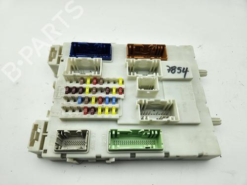 Used Fuse box FORD FOCUS III 1.6 TDCi (115 hp) 29751180