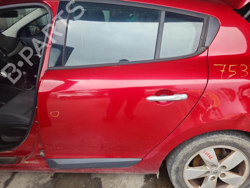 Dør venstre bak RENAULT MEGANE III Hatchback (BZ0/1_, B3_) 1.5 dCi (BZ09, BZ0D, BZ1W, BZ29, BZ14) (110 hp) 25136426