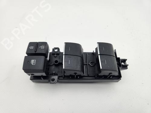 Used Left front window switch Left front window switch TOYOTA COROLLA Hatchback (_E21_, _EA1_, _EH1_) 2.0 Hybrid (MZEH12) (180 hp) 34401434 34401434