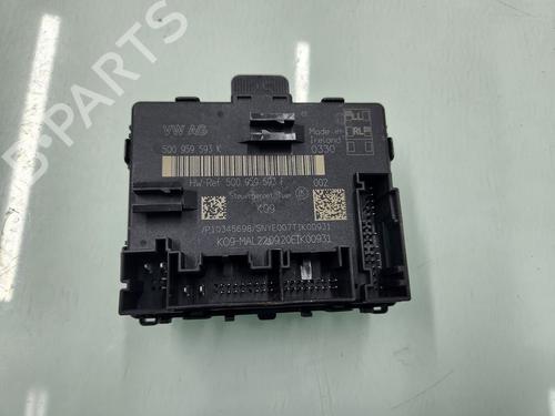 Used Electronic module Electronic module AUDI Q3 (8UB, 8UG) 2.0 TDI (150 hp) 26697537 26697537