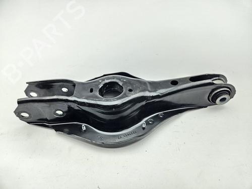 Used Right rear suspension arm Right rear suspension arm BMW 3 (G20, G80, G28) 330 d xDrive (265 hp) 29290221 29290221