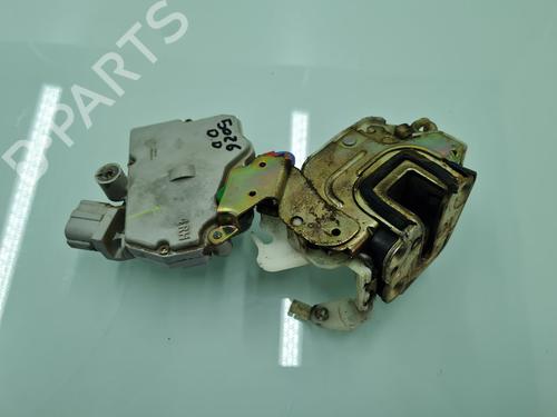 Used Front right lock NISSAN TERRANO II (R20) 2.7 TDi 4WD (125 hp) 21639556