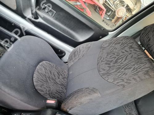 Used Right front seat LAND ROVER FREELANDER I (L314) [1998-2006]  21657759