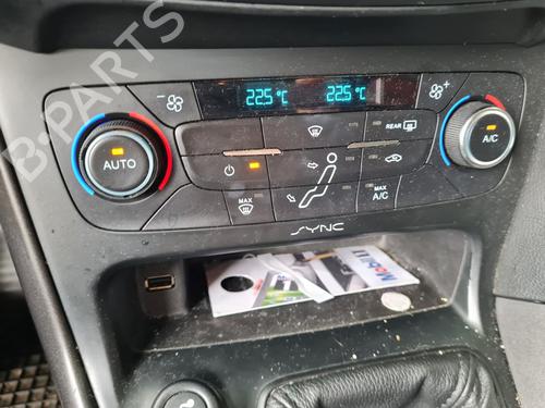 AC-Styringsenhed/Manøvreenhed FORD FOCUS III [2010-2020]  21655623