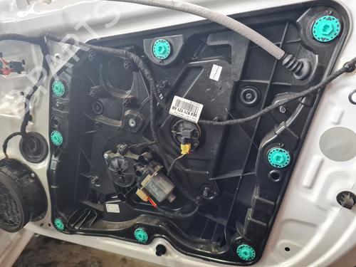 Used Front right window mechanism SKODA OCTAVIA IV Combi (NX5, PV5) [2019-2026]  31594362
